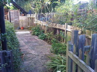 Garden fence replacement by Loughton Handyman in the Loughton, Chigwell and Debden areas.